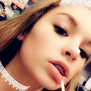 Meet your Posher, Riley